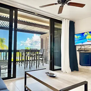 Sapphire Beachfront Free Wi - Fi! - Save! Apartment East End (Saint Thomas)